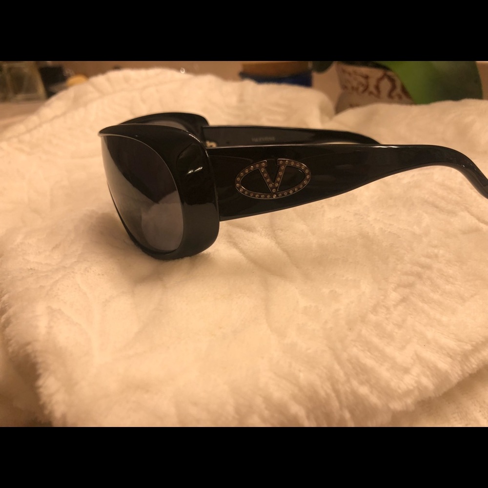 Valentino sunshades